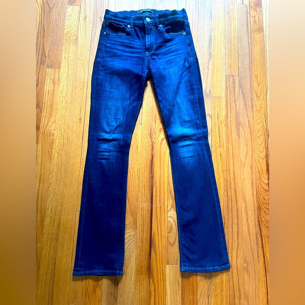 Express Barely-Bootcut Jeans